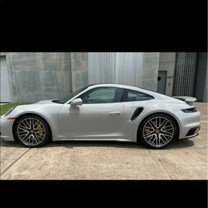 Meet your Posher, Kevin